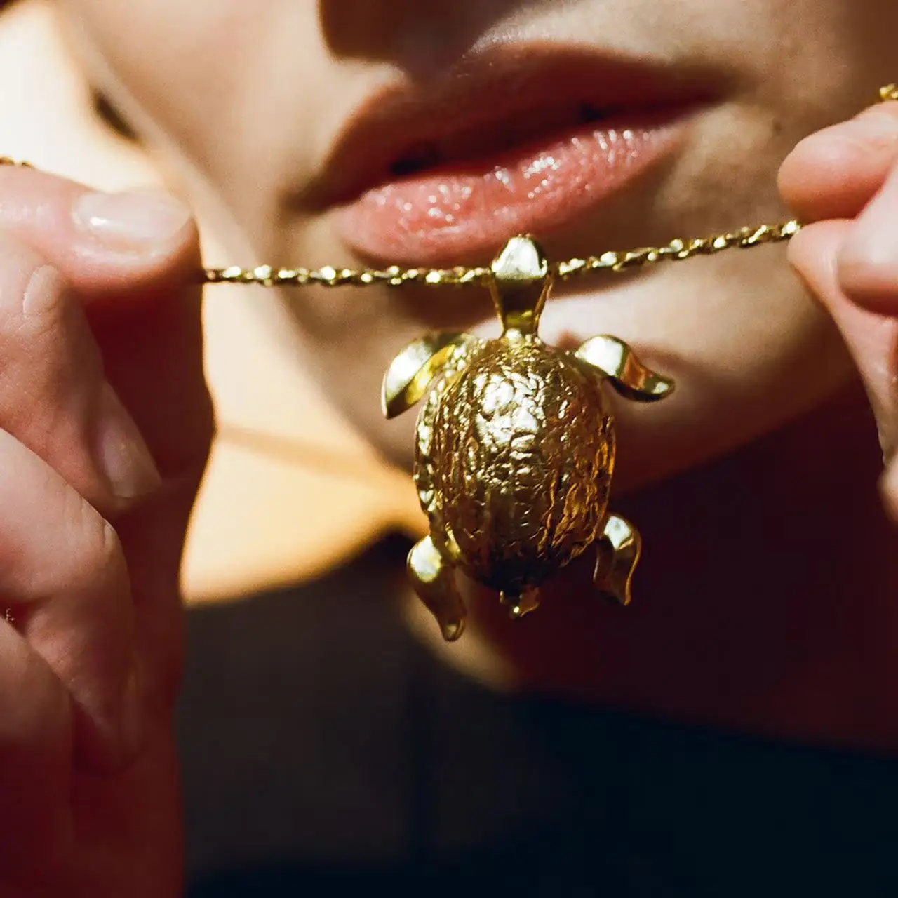 Brass Gold Plated Tortoise Pendant Luxury Necklace Women Vintage Designer Jewelry Accessories
Brass Gold Plated Tortoise Pendant Luxury Necklace Women Vintage Designer Jewelry Accessories