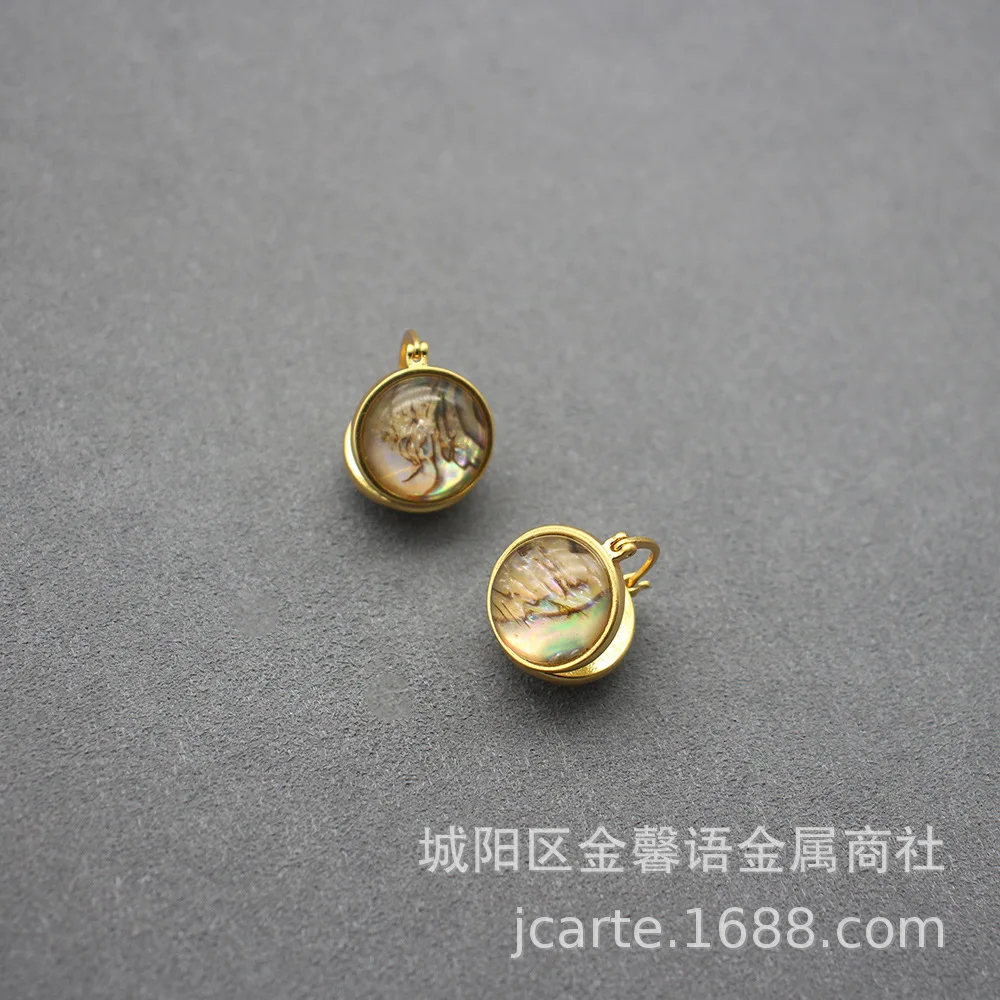 Luxury-inspired Round Shell Hoop Earrings - French Chic
Luxury-inspired Round Shell Hoop Earrings - French Chic