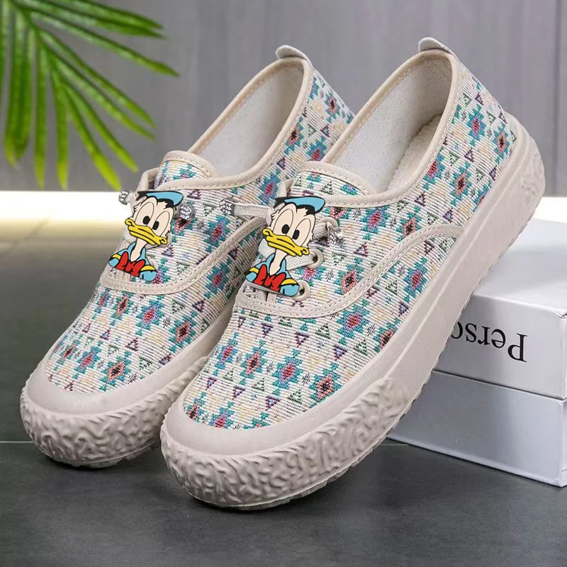 Весенняя дышащая рыбацкая обувь Disney, женская повседневная обувь, кроссовки на платформе с Микки Маусом, кроссовки с ленивой педалью
Весенняя дышащая рыбацкая обувь Disney, женская повседневная обувь, кроссовки на платформе с Микки Маусом, кроссовки с ленивой педалью