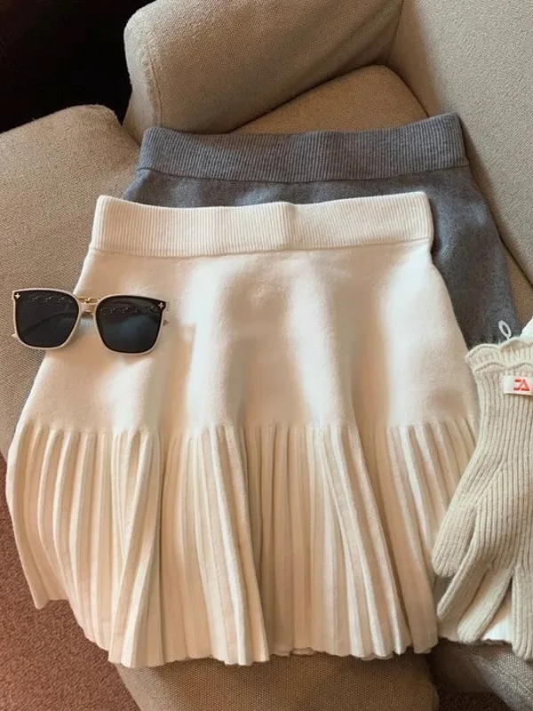 Chestnut Knitted High Waist f-length Skirt Women's Faionable Slimming A-line Pleated ort Skirt for Autumn Winter
Chestnut Knitted High Waist f-length Skirt Women's Faionable Slimming A-line Pleated ort Skirt for Autumn Winter