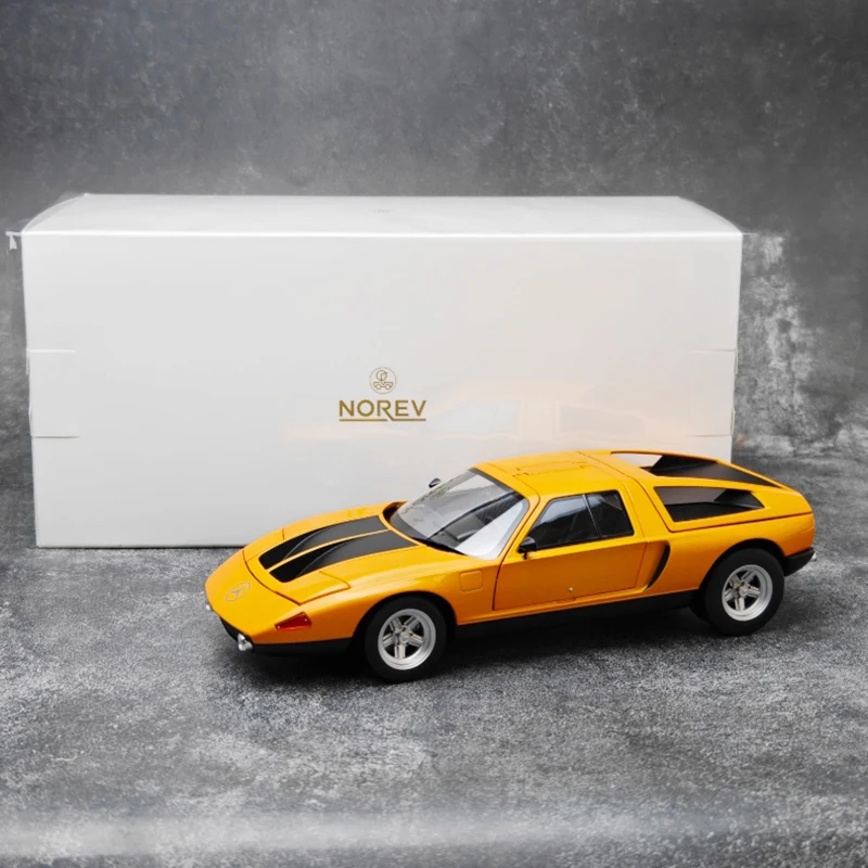 Diecast 1:18 Scale Alloy C111 Concept Version Classic Car Model Finished Product Simulation Toy Collection Static Model Ornament
Diecast 1:18 Scale Alloy C111 Concept Version Classic Car Model Finished Product Simulation Toy Collection Static Model Ornament