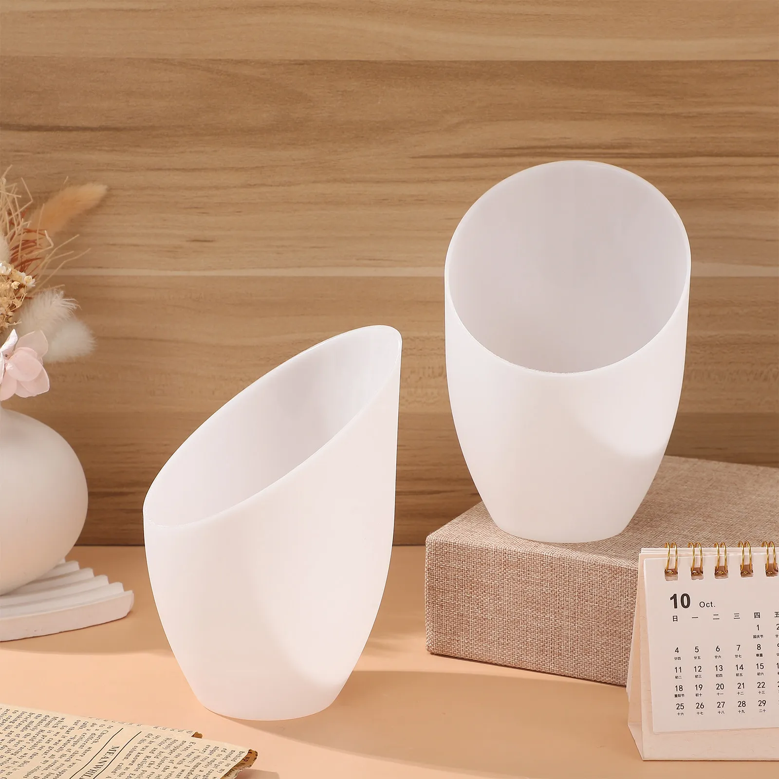 5Pcs Horseshoe Design Lamp Shade Plastic Light Cover for Table Desk Bedside Lamp Simple Decorative Lampshade Warm Atmosphere
5Pcs Horseshoe Design Lamp Shade Plastic Light Cover for Table Desk Bedside Lamp Simple Decorative Lampshade Warm Atmosphere
