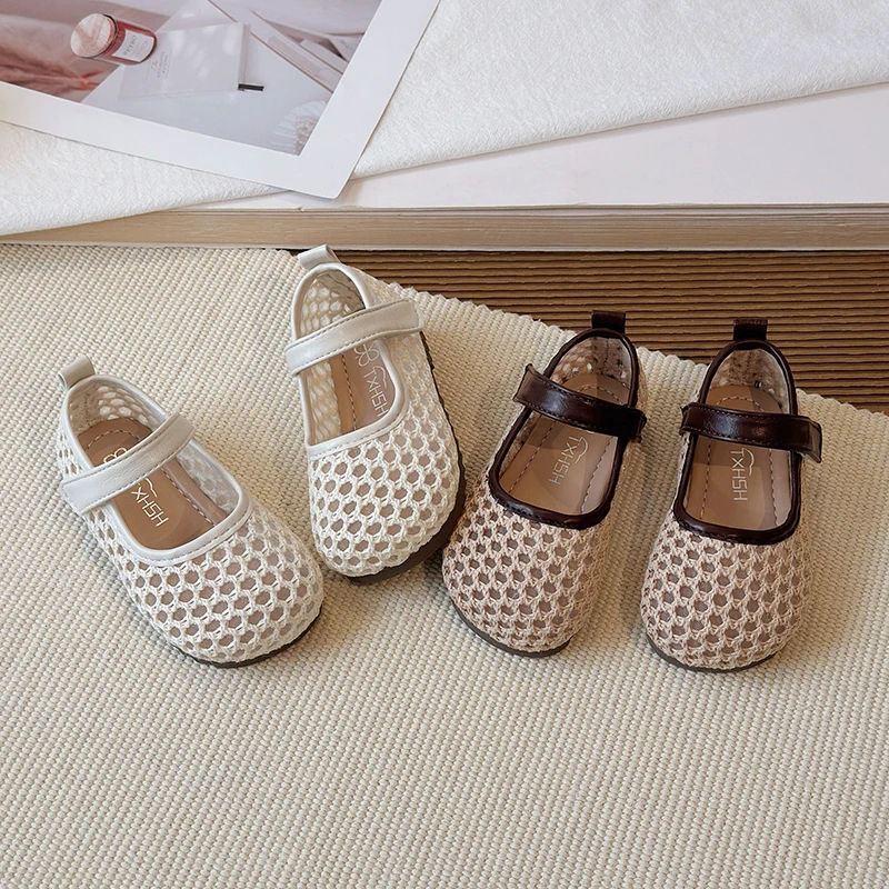 Летние детские кроссовки-первые шагоходы: дышащие сетчатые повседневные туфли для девочек, модные плетеные детские туфли на плоской подошве, нескользящие
Летние детские кроссовки-первые шагоходы: дышащие сетчатые повседневные туфли для девочек, модные плетеные детские туфли на плоской подошве, нескользящие