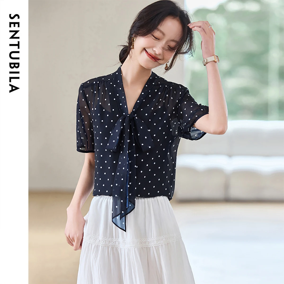 SENTUBILA Women's Two Piece Sets 2025 Spring Summer Polka Dot Short Sleeve Blouses Basic Solid Color Vest Tops New Set 152V80288
SENTUBILA Women's Two Piece Sets 2025 Spring Summer Polka Dot Short Sleeve Blouses Basic Solid Color Vest Tops New Set 152V80288