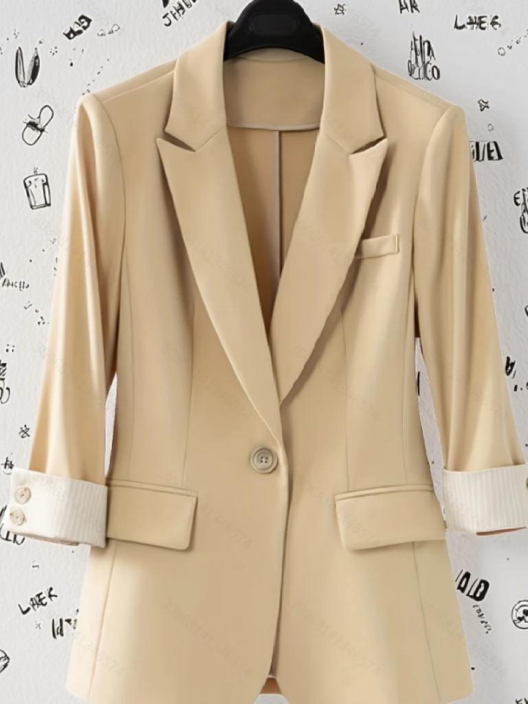 Women's Tailored Fashion Blazer
Women's Tailored Fashion Blazer