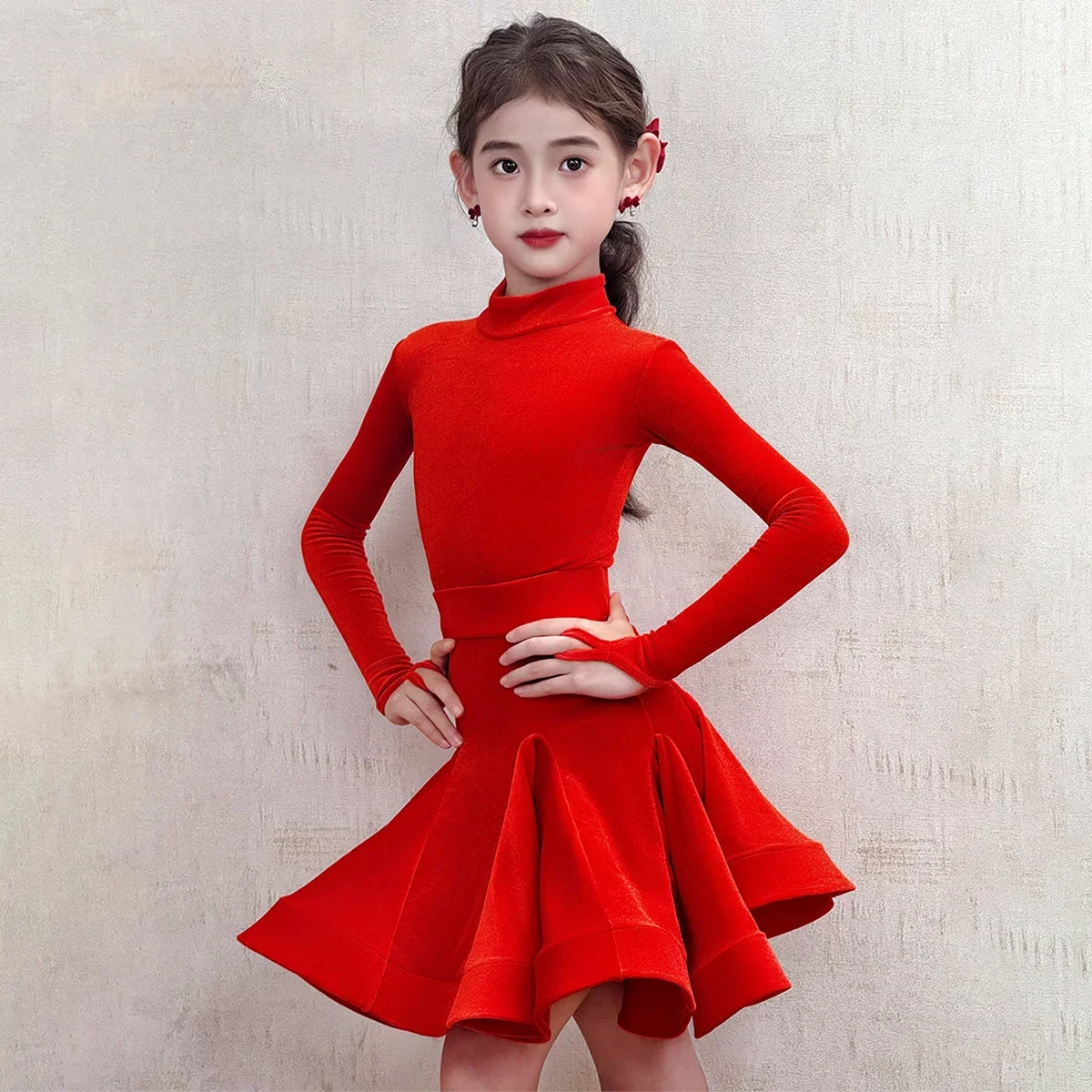 Детское платье для соревнований по латинским танцам 925, бархатное платье с длинными рукавами, красно-розовые комплекты, тренировочное платье для ча-ча NV25151
Детское платье для соревнований по латинским танцам 925, бархатное платье с длинными рукавами, красно-розовые комплекты, тренировочное платье для ча-ча NV25151