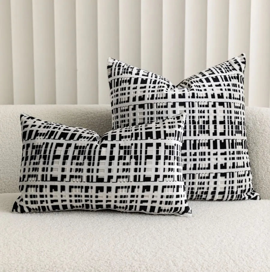 Classic fashion brief geometric black square throw pillow/almofadas case 30x50 50,european trend cushion cover home decore
Classic fashion brief geometric black square throw pillow/almofadas case 30x50 50,european trend cushion cover home decore