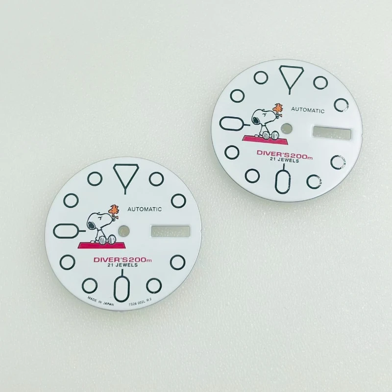 Customized NH36 Dial Diameter 28.5mm Green Luminous Cartoon Puppy Double Calendar Mechanical Watch NH36a Literal Watch
Customized NH36 Dial Diameter 28.5mm Green Luminous Cartoon Puppy Double Calendar Mechanical Watch NH36a Literal Watch