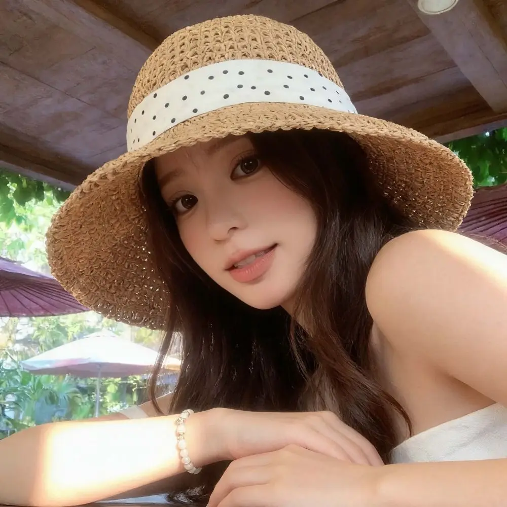 New Polka Dot Straw Hat Sun Protection Wide Brim Sunshade Hat Elegant Woven Hat Holiday
New Polka Dot Straw Hat Sun Protection Wide Brim Sunshade Hat Elegant Woven Hat Holiday