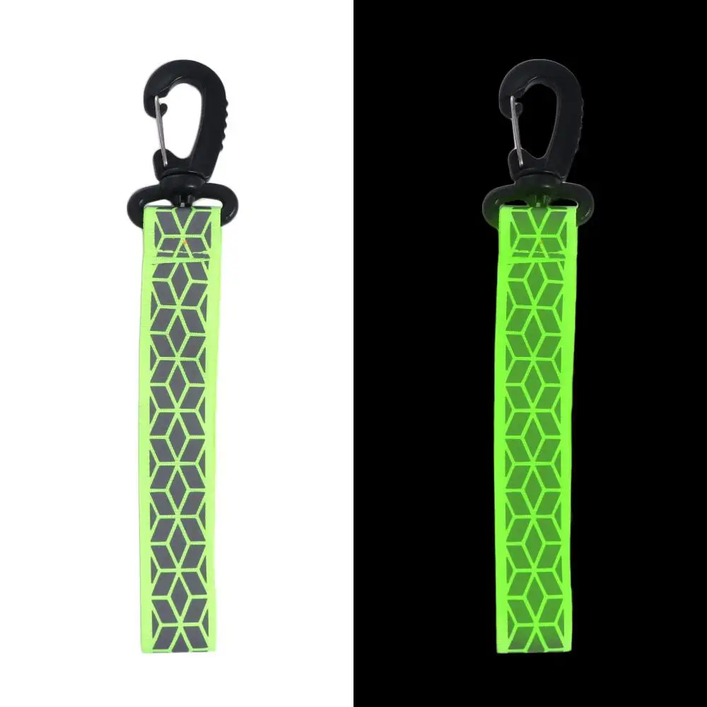 Reflective Effect Safety Reflector Pendant Lightweight Bright Colors Reflective Backpack Pendant Powerful Multi-functional
Reflective Effect Safety Reflector Pendant Lightweight Bright Colors Reflective Backpack Pendant Powerful Multi-functional