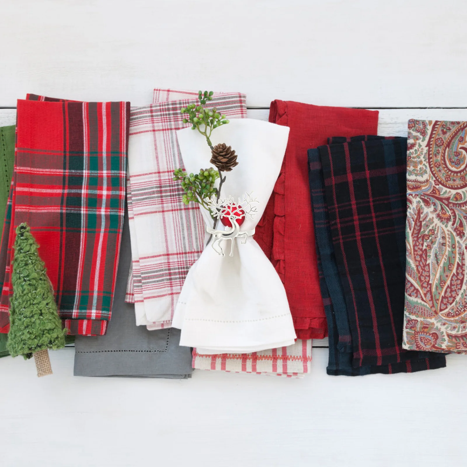 napkin buckle elk modeling napkin rings xmas party napkin buckles elk napkin decorations christmas napkin holders 
napkin buckle elk modeling napkin rings xmas party napkin buckles elk napkin decorations christmas napkin holders