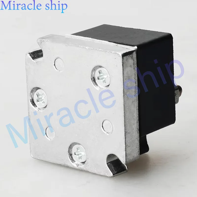 62351A1 62351A2 816770T Регулятор напряжения-выпрямитель для Mercury Mariner 1976-1998 6-200HP подвесной двигатель заменяет детали
62351A1 62351A2 816770T Регулятор напряжения-выпрямитель для Mercury Mariner 1976-1998 6-200HP подвесной двигатель заменяет детали