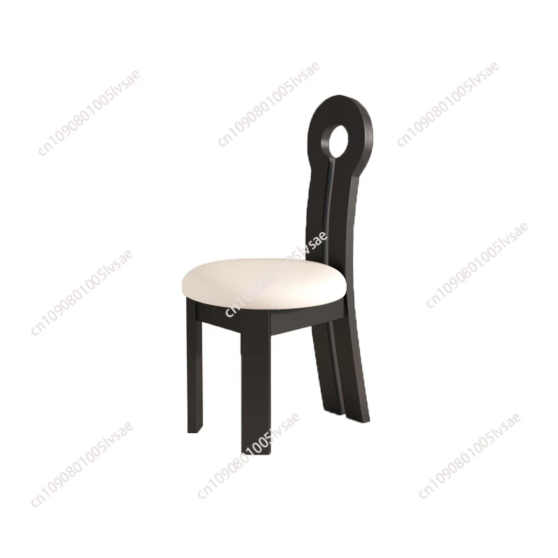 Nordic solid wood dining chair home simple retro restaurant hotel back designer Internet celebrity dining table chair stool
Nordic solid wood dining chair home simple retro restaurant hotel back designer Internet celebrity dining table chair stool