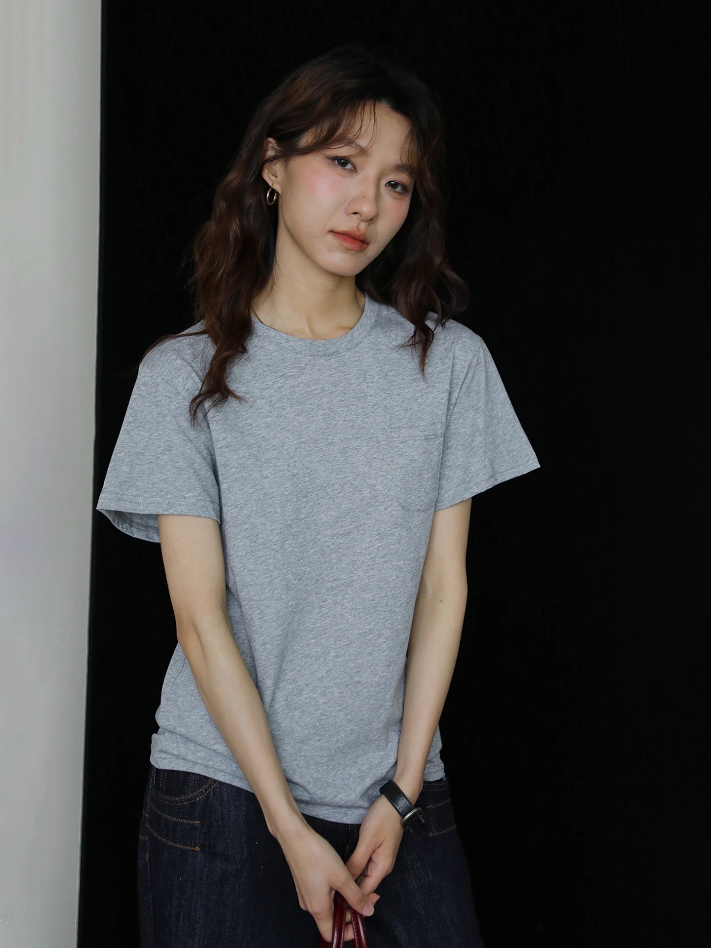 Casual Style Loose Fit round Neck Short Sleeve T-Shirt Women's Summer Commute Casual Breathable Comfortable Versatile Top
Casual Style Loose Fit round Neck Short Sleeve T-Shirt Women's Summer Commute Casual Breathable Comfortable Versatile Top