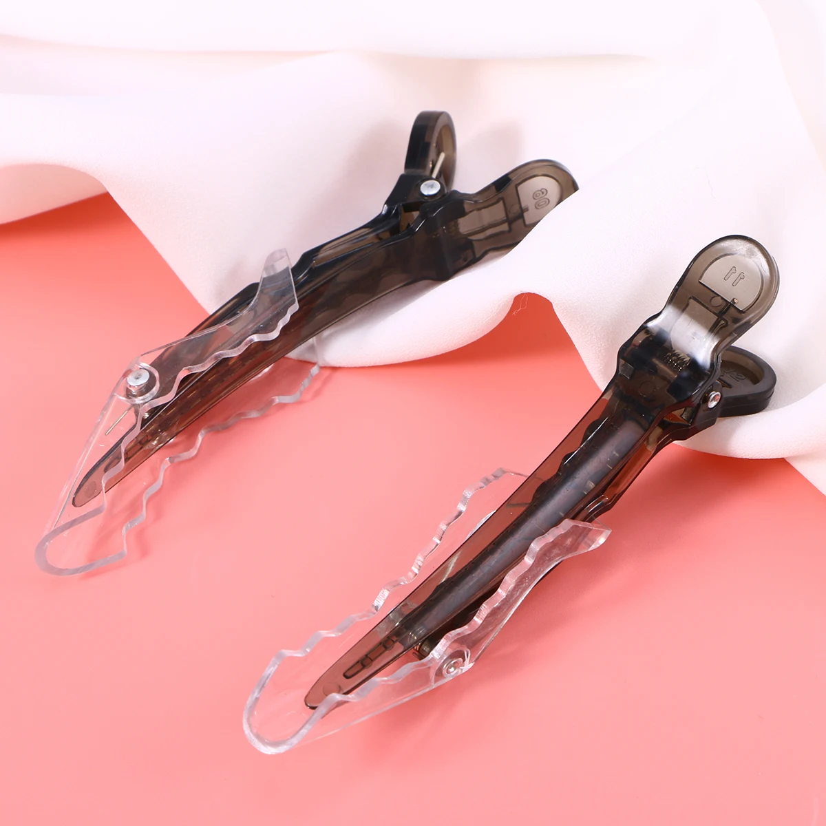12pcs Duckbill Transparent Sectioning Clips Salon Accessories Mini Size Double Hinged Grip For Wet Diy Plastic Clips For Thick
12pcs Duckbill Transparent Sectioning Clips Salon Accessories Mini Size Double Hinged Grip For Wet Diy Plastic Clips For Thick