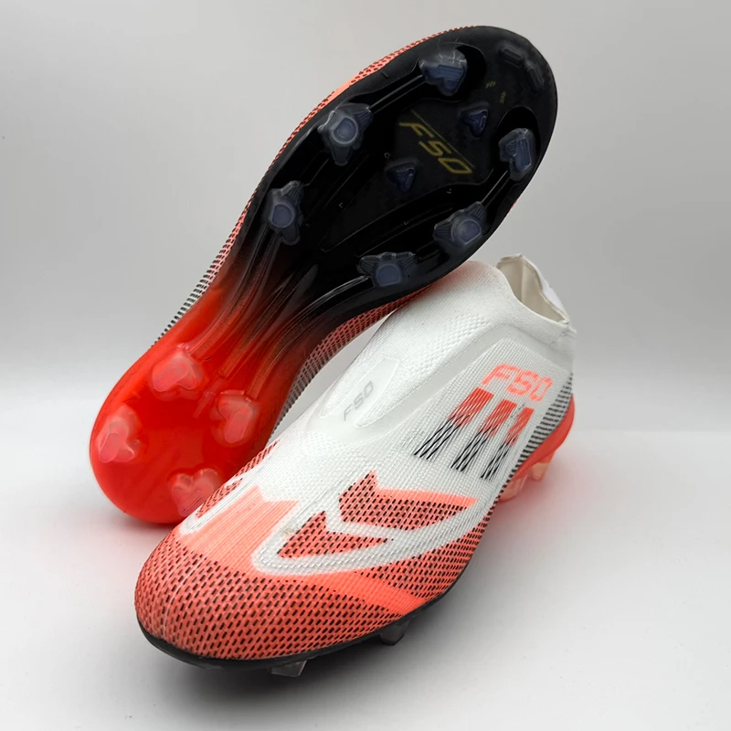 Men Soccer Shoes Professional Football Field Boots Grass Training Non Slip Outdoor High Quality Match Football Shoes Sport Wear
Men Soccer Shoes Professional Football Field Boots Grass Training Non Slip Outdoor High Quality Match Football Shoes Sport Wear
