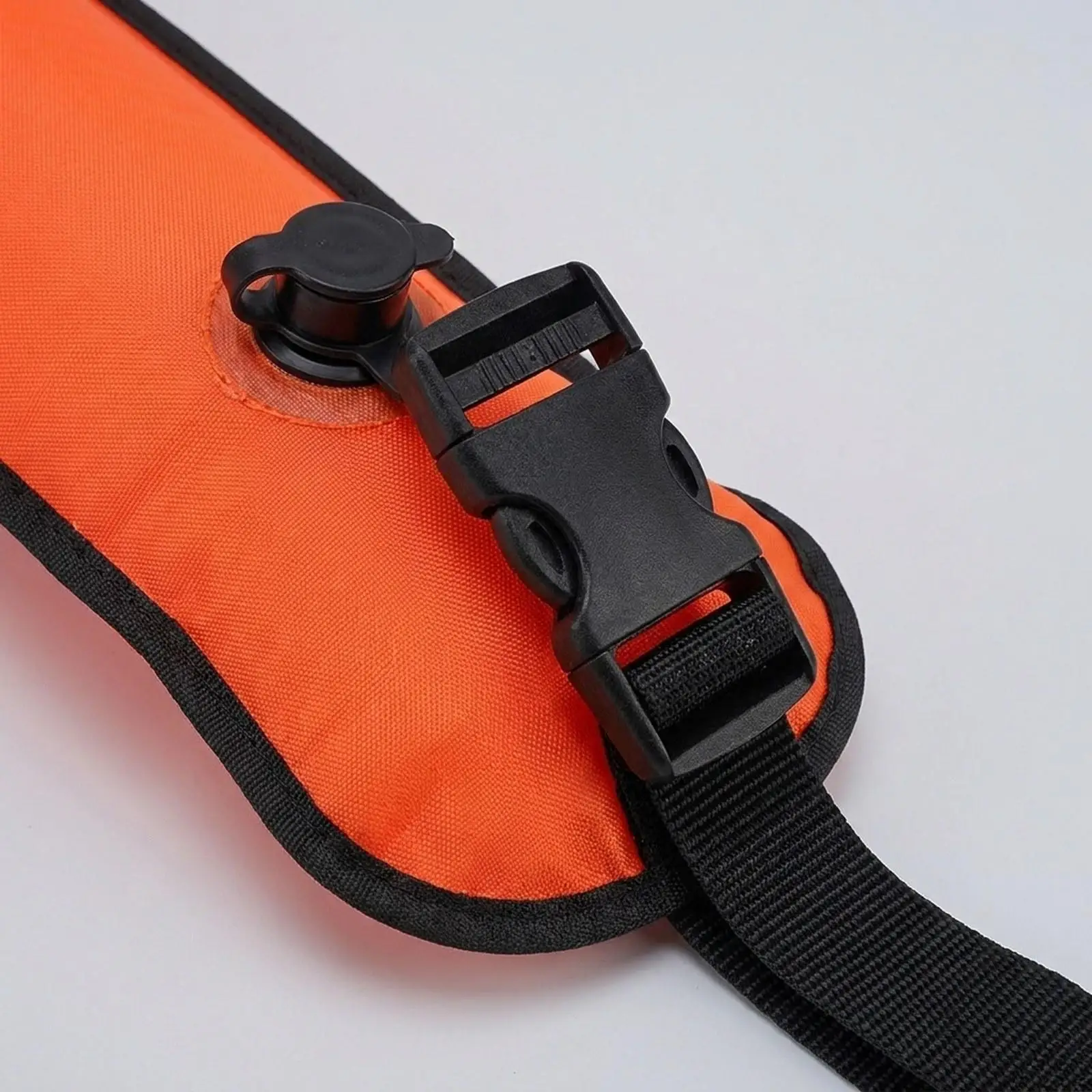 Surface Marker Buoy High Visibility Portable Nylon Lightweight Professional Float Scuba Diving Smb for Underwater Enthusiasts
Surface Marker Buoy High Visibility Portable Nylon Lightweight Professional Float Scuba Diving Smb for Underwater Enthusiasts