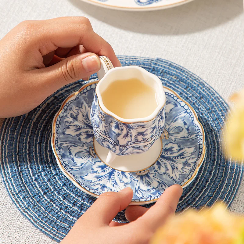 Turkish Style Blue Floral Gold Rim Espresso Cup Saucer Set Porcelain Coffee Mug Gift Box For Hotel Restaurant Tableware
Turkish Style Blue Floral Gold Rim Espresso Cup Saucer Set Porcelain Coffee Mug Gift Box For Hotel Restaurant Tableware