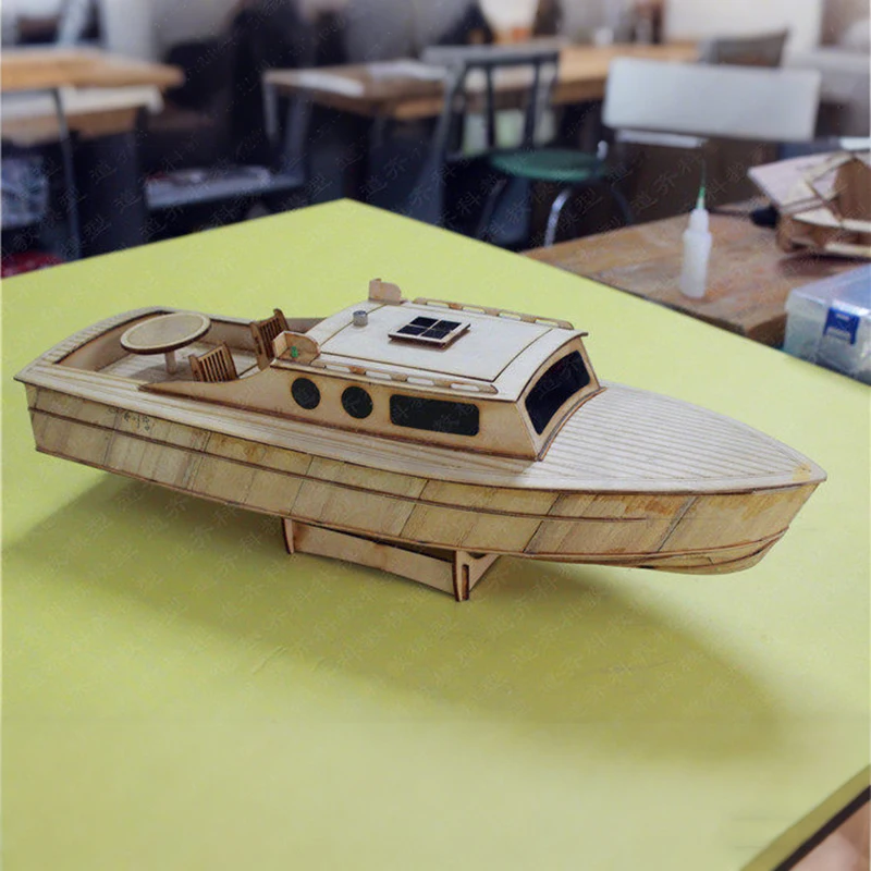 RC Ships 45cm "Sea Falcon" Electric Remote Control Yacht Wooden Structure RC Schiffe Model Kit Ship Toy DIY
RC Ships 45cm "Sea Falcon" Electric Remote Control Yacht Wooden Structure RC Schiffe Model Kit Ship Toy DIY