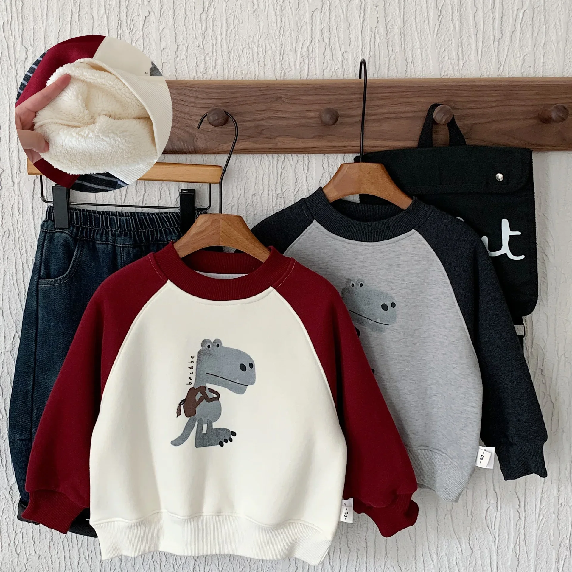 2025 Kids Girls Boys Fleece Lined Sweatshirt 2-7Y Children Cartoon Dinosaur Print Raglan Sleeve Warm Pullover Autumn Winter Top
2025 Kids Girls Boys Fleece Lined Sweatshirt 2-7Y Children Cartoon Dinosaur Print Raglan Sleeve Warm Pullover Autumn Winter Top