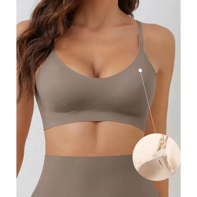 Soft Support Seamless Underwear Comfortable Gathering No Steel Ring Collection Light Thin Breathable Bra Style
Soft Support Seamless Underwear Comfortable Gathering No Steel Ring Collection Light Thin Breathable Bra Style