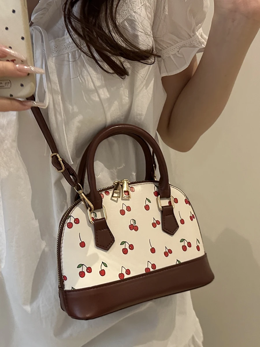 Сумка через плечо Cherry ell, женская летняя новая роскошная дизайнерская высококачественная сумка через плечо, сумка на одно плечо
Сумка через плечо Cherry ell, женская летняя новая роскошная дизайнерская высококачественная сумка через плечо, сумка на одно плечо