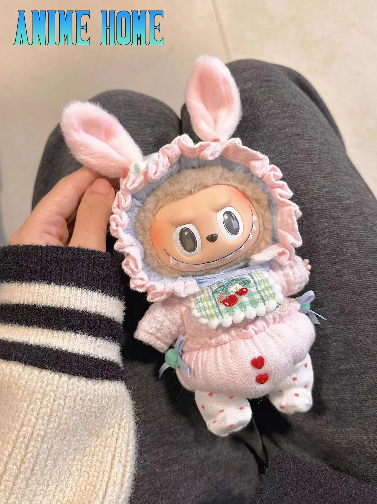Оригинальный костюм вишни Добрый день 15 см 20 см кукла игрушка Одежда Костюм Косплей Детский подарок Z Милый
Оригинальный костюм вишни Добрый день 15 см 20 см кукла игрушка Одежда Костюм Косплей Детский подарок Z Милый