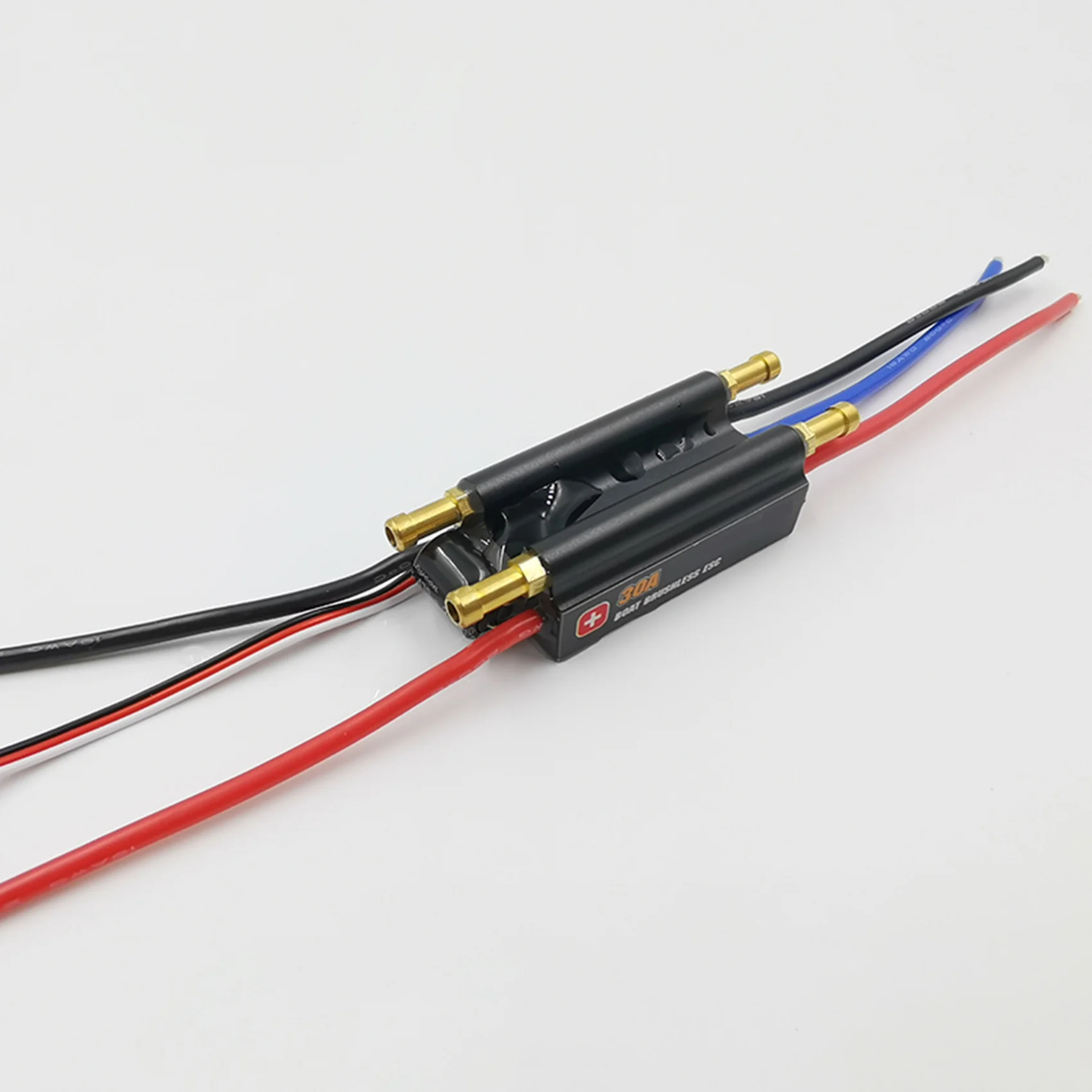 BEDW-1PC RC лодка водопоглощающий руль 52 мм рулевой руль и 1 бесщеточный двигатель для радиоуправляемой лодки ESC 30A бесщеточный ESC
BEDW-1PC RC лодка водопоглощающий руль 52 мм рулевой руль и 1 бесщеточный двигатель для радиоуправляемой лодки ESC 30A бесщеточный ESC