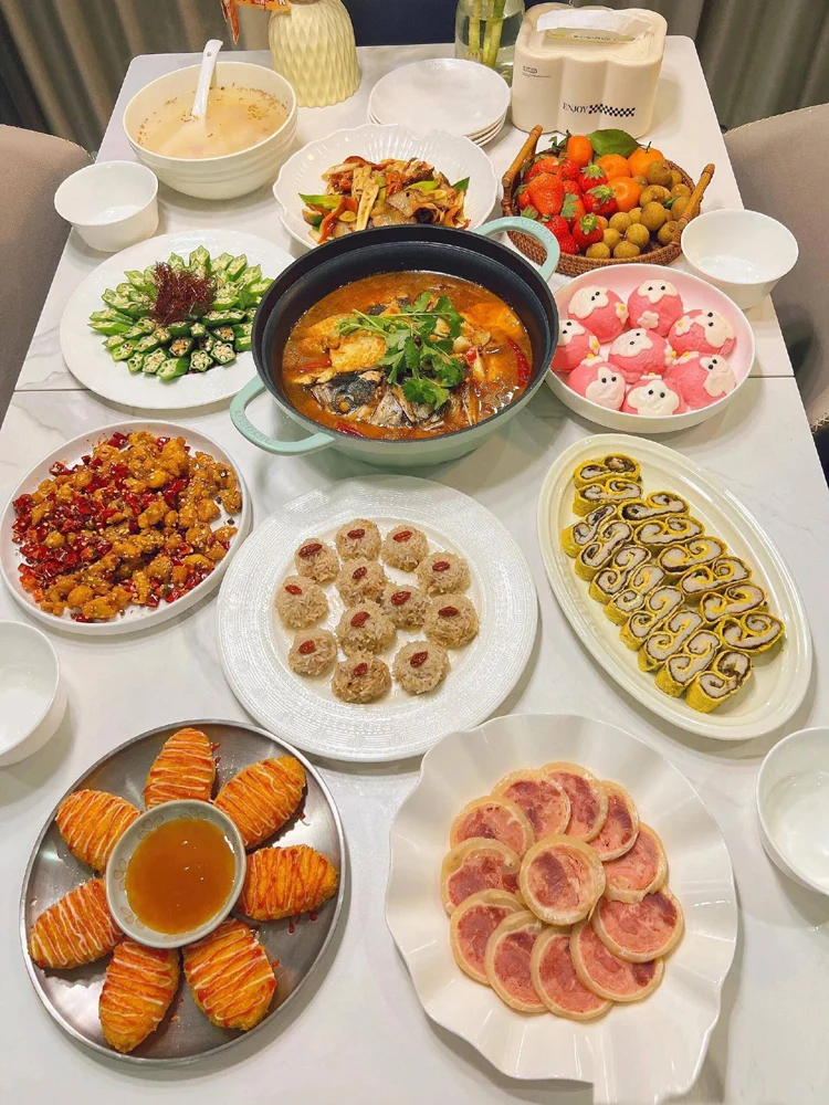Коммерческая машина для нарезки картофеля, овощей и фруктов, с лезвиями из нержавеющей стали, для приготовления картофеля фри, инструмент для ресторанов
Коммерческая машина для нарезки картофеля, овощей и фруктов, с лезвиями из нержавеющей стали, для приготовления картофеля фри, инструмент для ресторанов