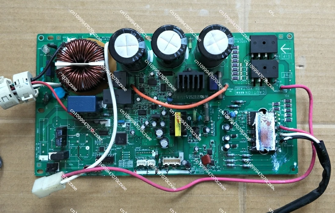 For Fujitsu Air Conditioner Inverter Main Board 9707026016 K05CM-C-A (03) 0605HUE-C1 Disassembled
For Fujitsu Air Conditioner Inverter Main Board 9707026016 K05CM-C-A (03) 0605HUE-C1 Disassembled
