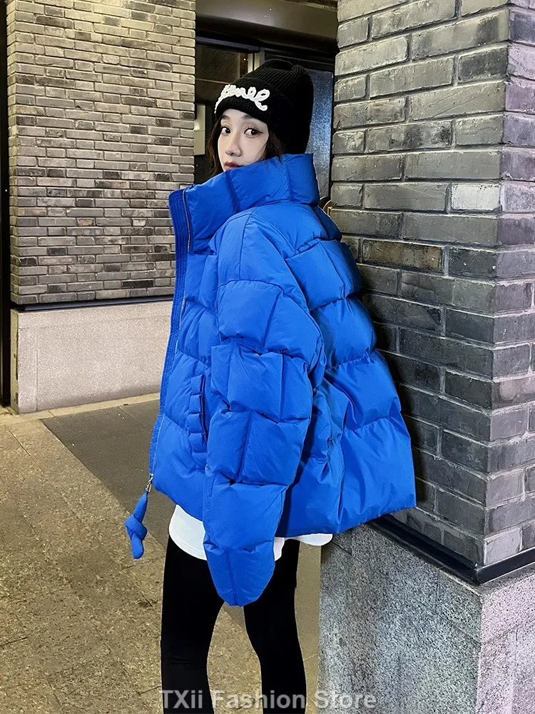 TXii 2023 Winter Fashion Women Parkas Warm Down Short Jacket Thick Knitted Loose Puffer Coat Stand Collar Female Outwear Coats
TXii 2023 Winter Fashion Women Parkas Warm Down Short Jacket Thick Knitted Loose Puffer Coat Stand Collar Female Outwear Coats