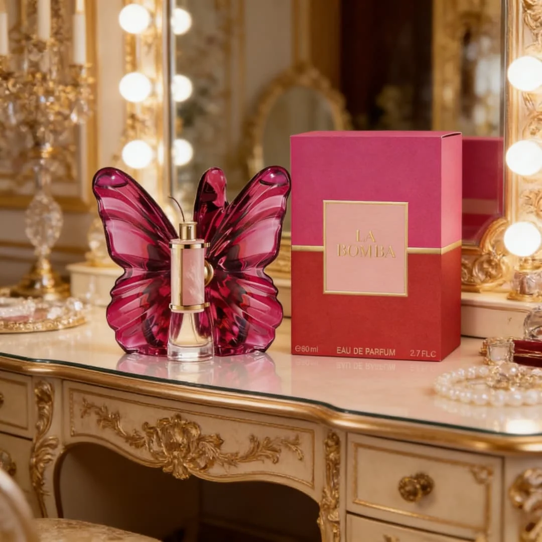 La Bomba Women’s EDP | Magenta butterfly bottle, rich floral-fruity notes, glamorous vibe
La Bomba Women’s EDP | Magenta butterfly bottle, rich floral-fruity notes, glamorous vibe