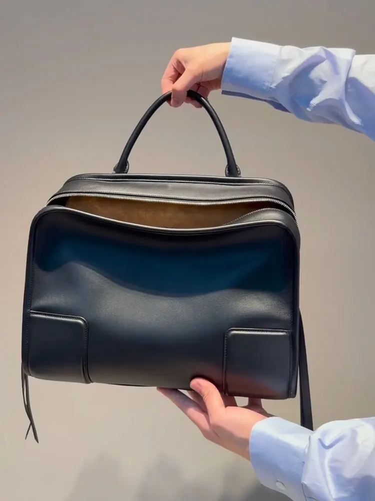 Black Square Handbag Women's Commuter Shoulder Pillow Bag Tote Bag Soft PU Leather Pure Color Summer New Style Korean Style
Black Square Handbag Women's Commuter Shoulder Pillow Bag Tote Bag Soft PU Leather Pure Color Summer New Style Korean Style