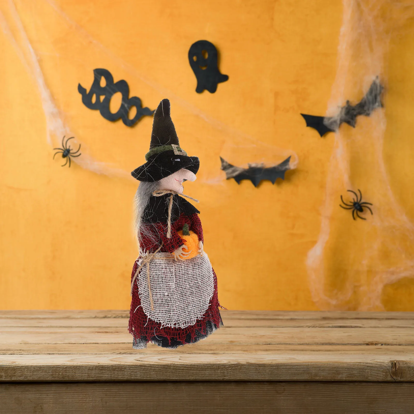 Hanging Witch Holding Pumpkin Halloween Decor Festive Party Ornament Lightweight Suspending Witch Home Decoration
Hanging Witch Holding Pumpkin Halloween Decor Festive Party Ornament Lightweight Suspending Witch Home Decoration