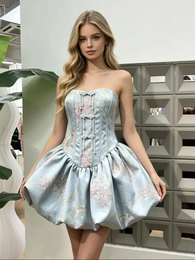 New Trendy Women Elegant Embroidered Pearls Retro Sexy Strapless Dresses Vintage Celebrity Festival Dresses Birthday Outfit
New Trendy Women Elegant Embroidered Pearls Retro Sexy Strapless Dresses Vintage Celebrity Festival Dresses Birthday Outfit