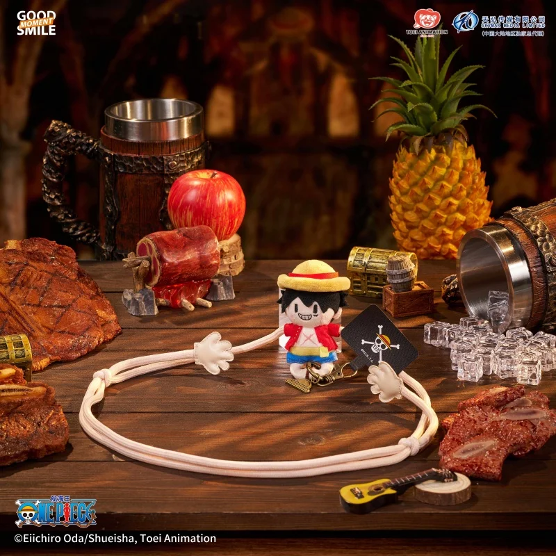 Оригинальный плюшевый брелок-подвеска для телефона с Луффи из One Piece, официальный аниме-аксессуар для фанатов аниме.
Оригинальный плюшевый брелок-подвеска для телефона с Луффи из One Piece, официальный аниме-аксессуар для фанатов аниме.