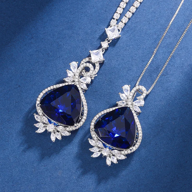 Jewelry European and American Style Retro Royal Blue Luxurious Elegant Pendant Necklace Main Stone 20*20
Jewelry European and American Style Retro Royal Blue Luxurious Elegant Pendant Necklace Main Stone 20*20