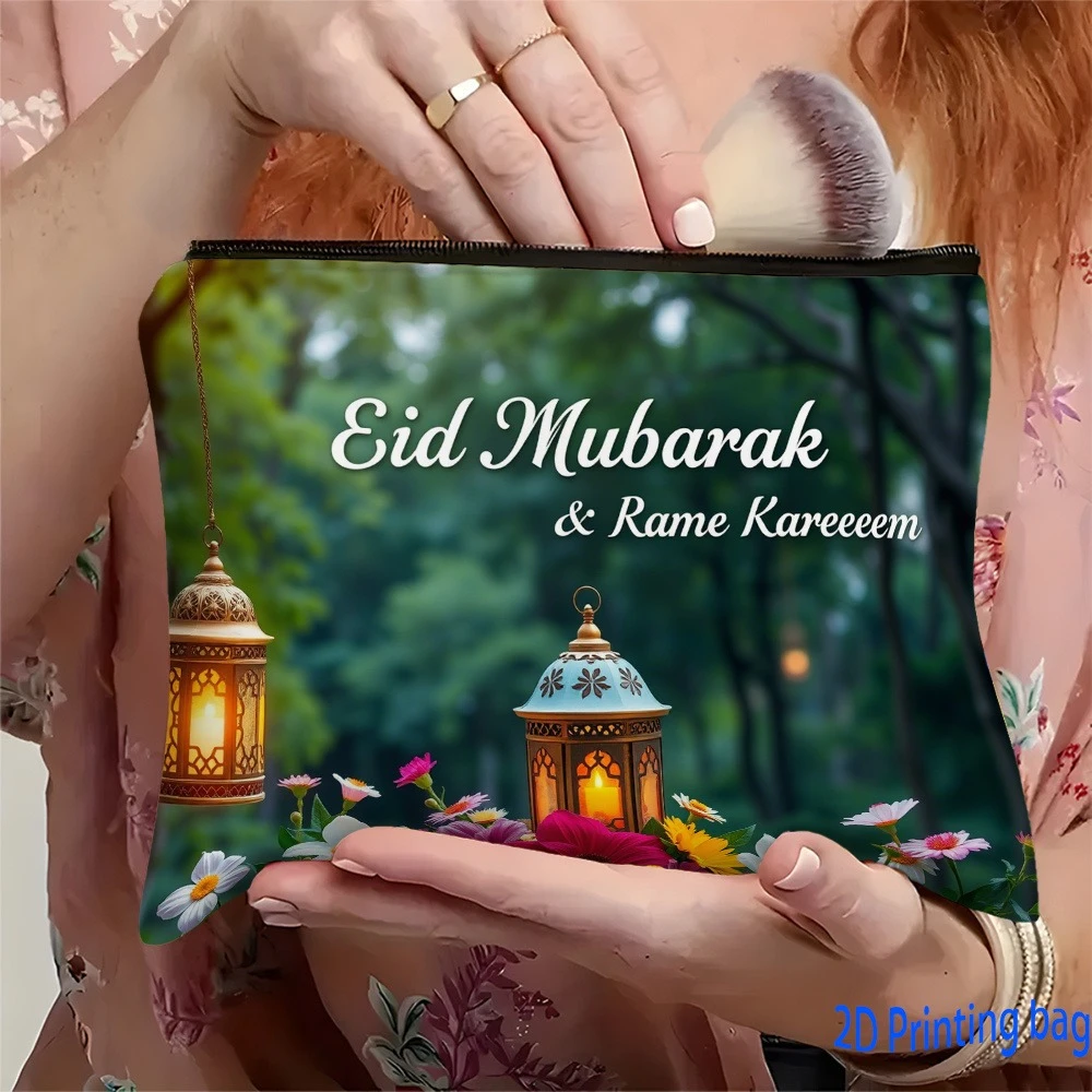2D Flat Cosmetic Pouch for Eid Mubarak And Ramadan Kareem! Stylish Floral Design, Versatile Zipper Cosmetic Bag.
2D Flat Cosmetic Pouch for Eid Mubarak And Ramadan Kareem! Stylish Floral Design, Versatile Zipper Cosmetic Bag.