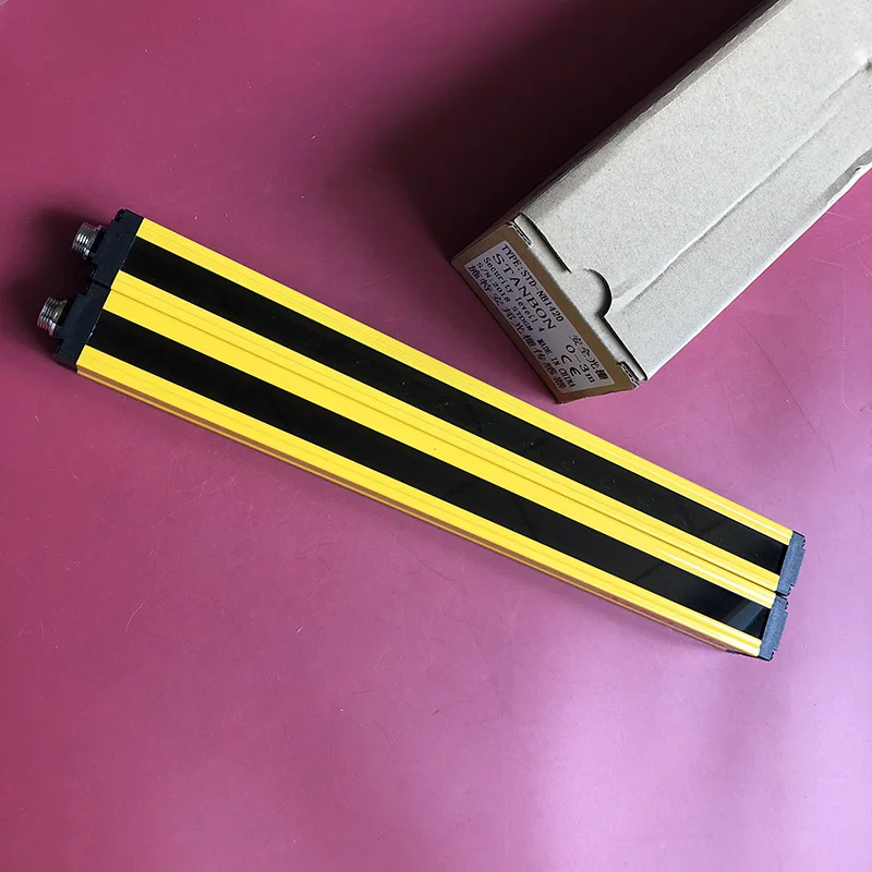 Original And Genuine Steambang Safety Light Curtain STD-NB1420 Will Be Fined Ten For One Fake.
Original And Genuine Steambang Safety Light Curtain STD-NB1420 Will Be Fined Ten For One Fake.