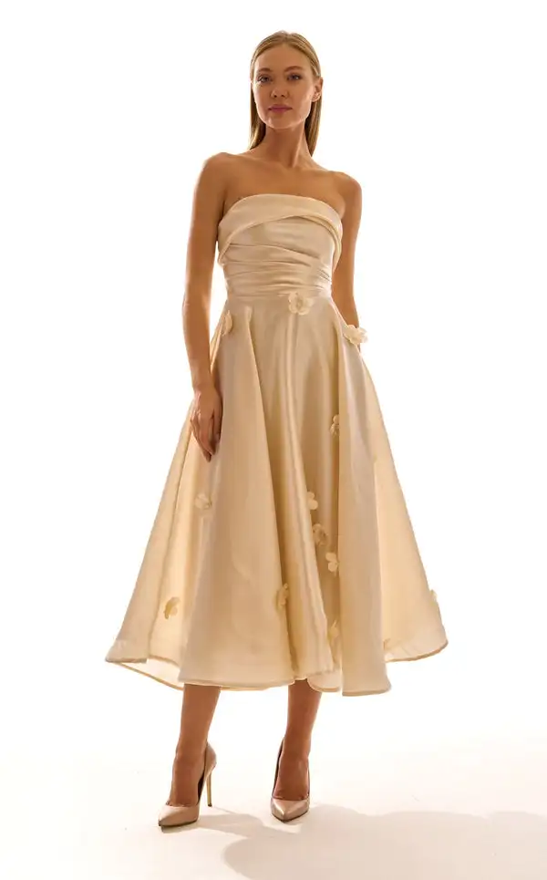 Классические шифоновые платья миди трапециевидной формы без бретелек по индивидуальному заказу, модные простые современные стильные сексуальные платья
Классические шифоновые платья миди трапециевидной формы без бретелек по индивидуальному заказу, модные простые современные стильные сексуальные платья