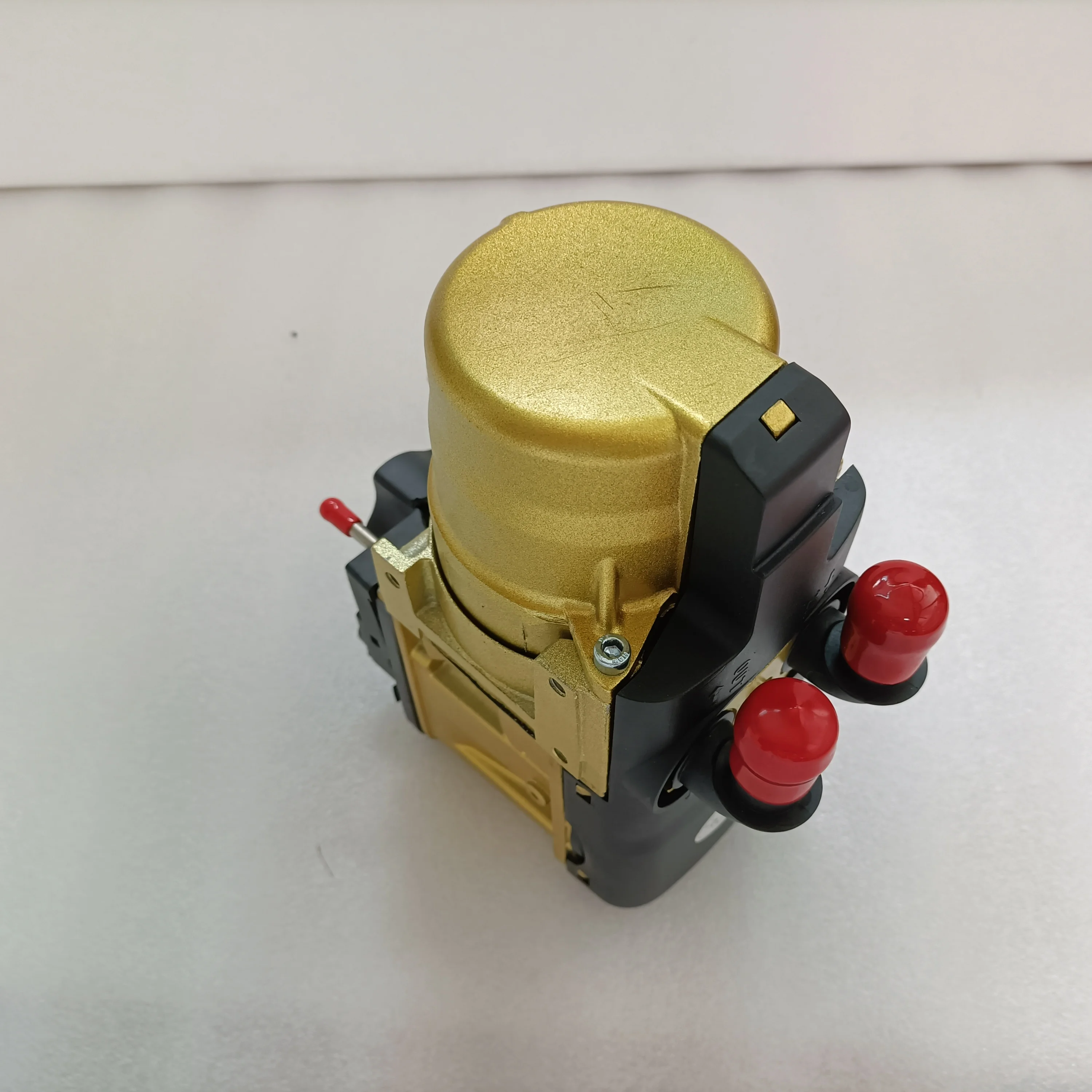 12V Preheated Hot Water Circulating Heating Parking Heaters for Bus Truck RV Camper caravan
12V Preheated Hot Water Circulating Heating Parking Heaters for Bus Truck RV Camper caravan