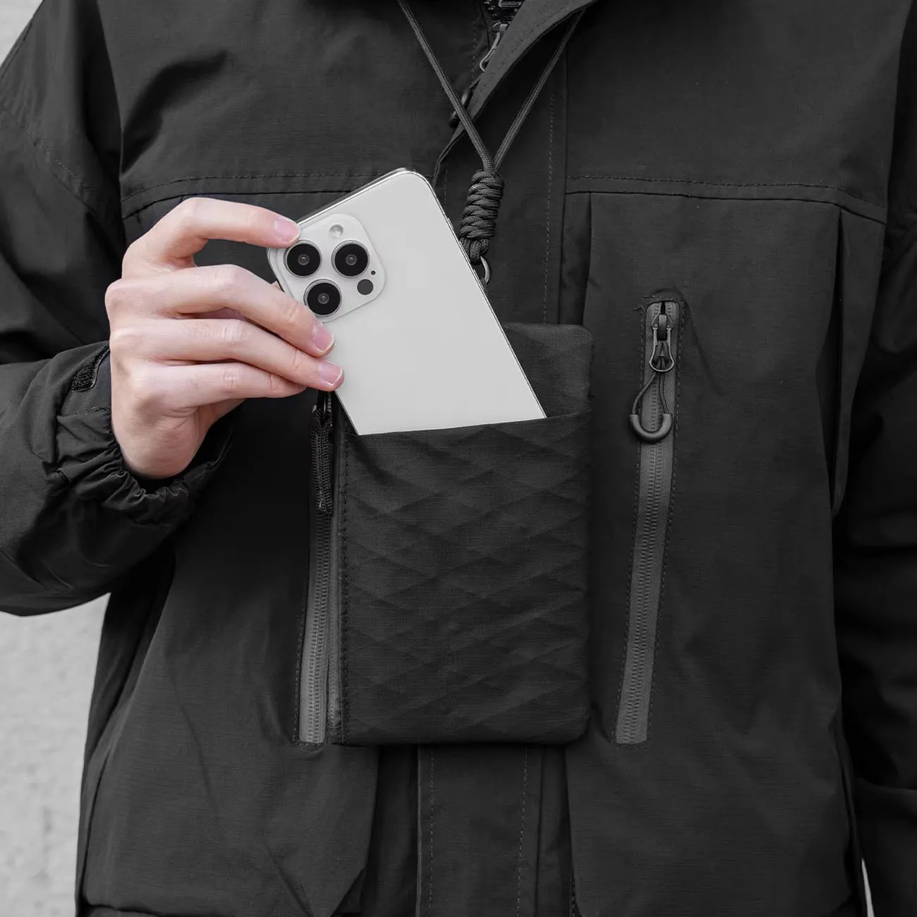 Кошелек X-Pac с защитой от RFID и защитой от кражи, с держателем для карт и отделением для наличных - Дорожная сумка X-Pac с ремешком на запястье для телефона и паспорта
Кошелек X-Pac с защитой от RFID и защитой от кражи, с держателем для карт и отделением для наличных - Дорожная сумка X-Pac с ремешком на запястье для телефона и паспорта