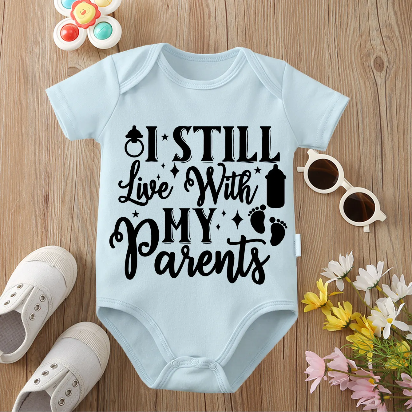 Я все еще любовь с моими родителями, ткань с принтом, удобный комбинезон из чистого хлопка для малышей, комбинезон для новорожденных от 0 до 12 месяцев
Я все еще любовь с моими родителями, ткань с принтом, удобный комбинезон из чистого хлопка для малышей, комбинезон для новорожденных от 0 до 12 месяцев