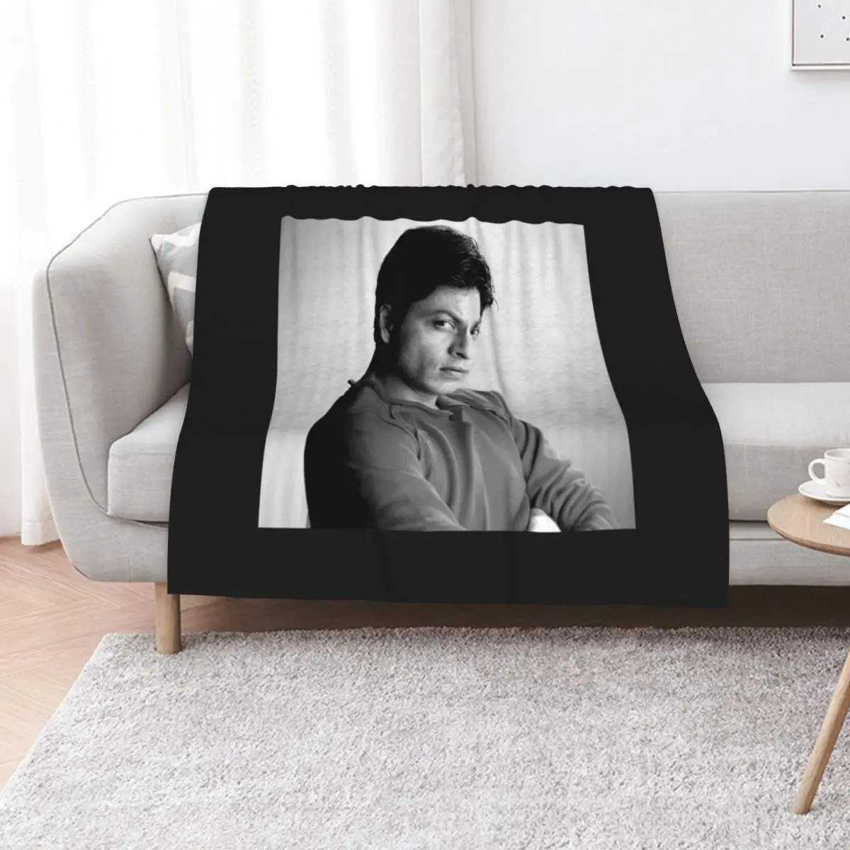 Shah Rukh Khan Throw Blanket Luxury Designer Beach Soft Big decorative Blankets
Shah Rukh Khan Throw Blanket Luxury Designer Beach Soft Big decorative Blankets