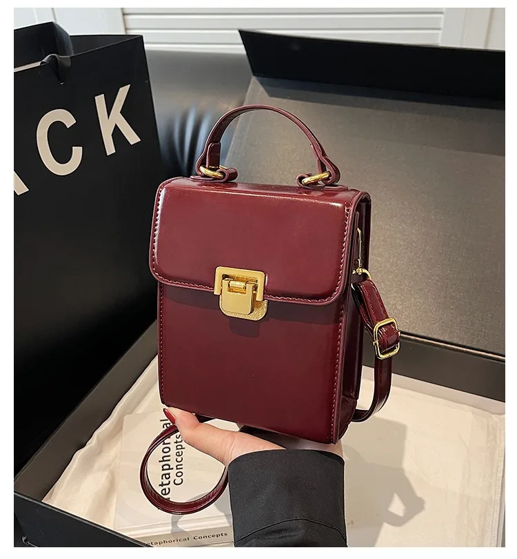 2025 New Niche Mini Bag Casual Trend Premium Crossbody Bag Retro Versatile Korean Version Shoulder Bag
2025 New Niche Mini Bag Casual Trend Premium Crossbody Bag Retro Versatile Korean Version Shoulder Bag