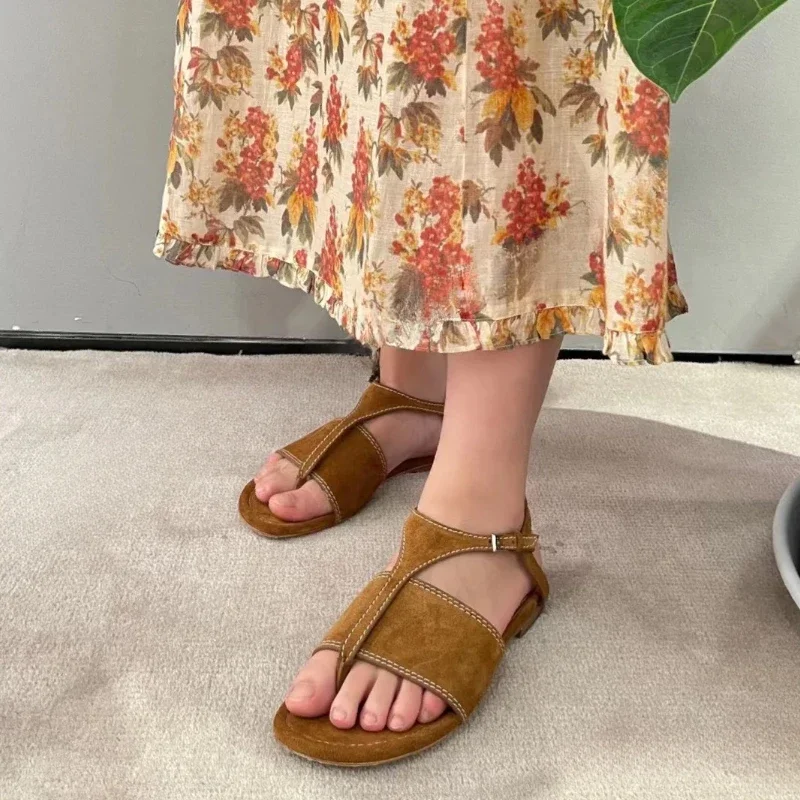 Women's Sandals Flat Flip-toe Open Toe Beach Shoes 2025 Summer Retro All-in-one Casual Roman Sandals for Women
Women's Sandals Flat Flip-toe Open Toe Beach Shoes 2025 Summer Retro All-in-one Casual Roman Sandals for Women
