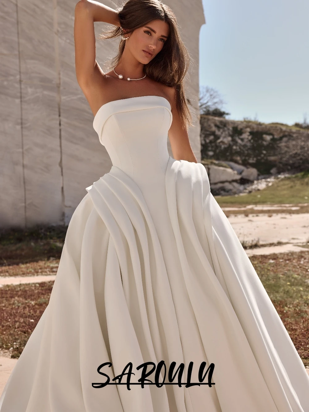 2026 Pleated Satin Wedding Dress Strapless Sleeveless Customized Bridal Gown With Long Train Noble Graceful Women Bride Wear
2026 Pleated Satin Wedding Dress Strapless Sleeveless Customized Bridal Gown With Long Train Noble Graceful Women Bride Wear