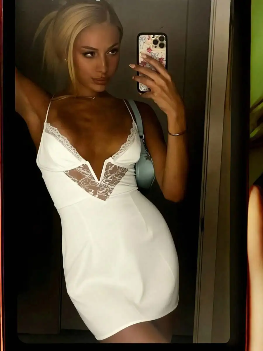 Women Satin Mini Dress Lace Trim Spaghetti Strap Deep V Neck Bodycon Slip Chemise
Women Satin Mini Dress Lace Trim Spaghetti Strap Deep V Neck Bodycon Slip Chemise
