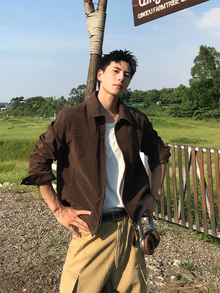 Ретро-куртка из замши в американском стиле для мужчин, приталенная, короткая, осенне-зимняя, новинка, молодежная модная верхняя одежда, ветрозащитная, на молнии
Ретро-куртка из замши в американском стиле для мужчин, приталенная, короткая, осенне-зимняя, новинка, молодежная модная верхняя одежда, ветрозащитная, на молнии