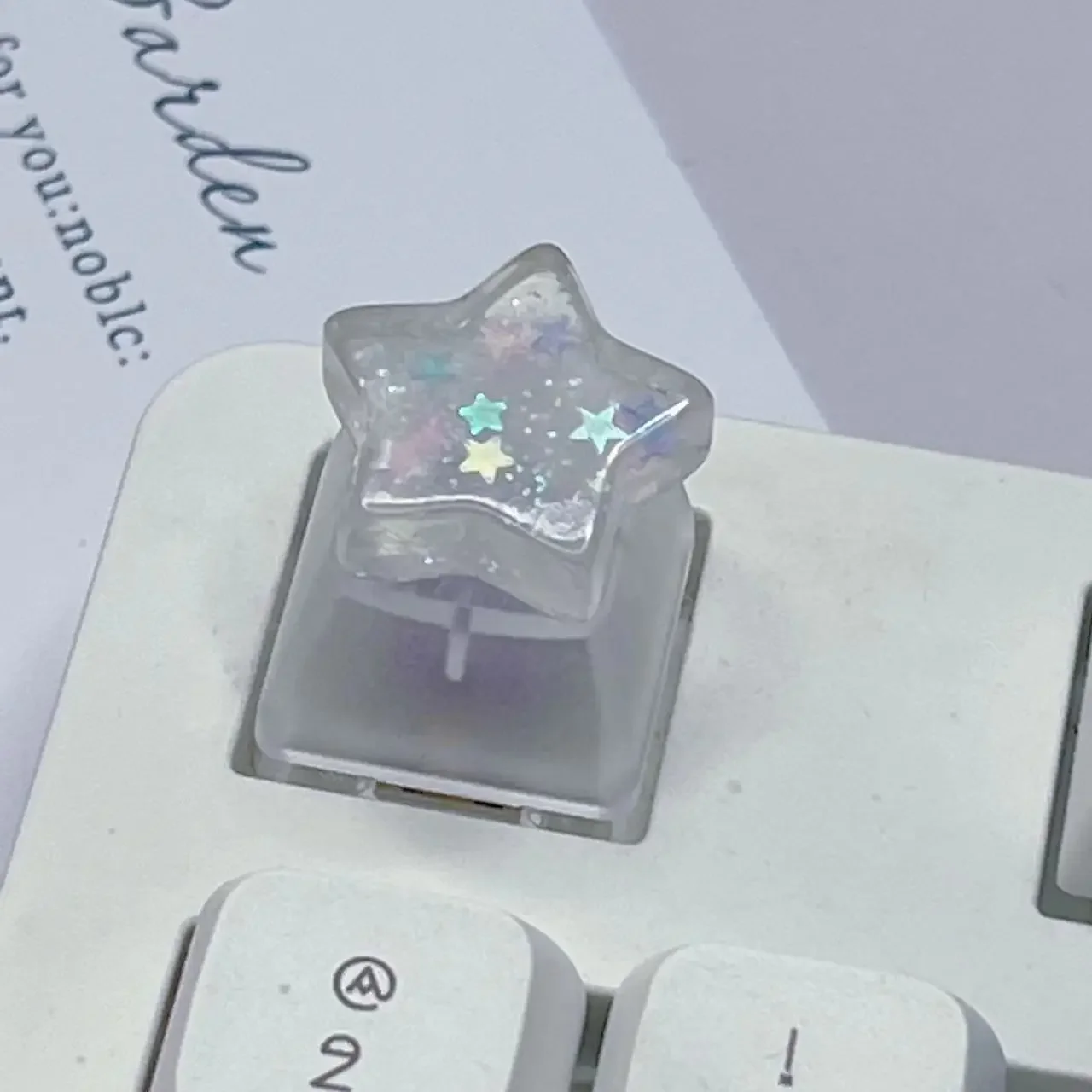Cute Transparent Star Keycaps Personalized Pig Mechanical Keyboard Special Transparent R4 ESC Computer Keycaps
Cute Transparent Star Keycaps Personalized Pig Mechanical Keyboard Special Transparent R4 ESC Computer Keycaps